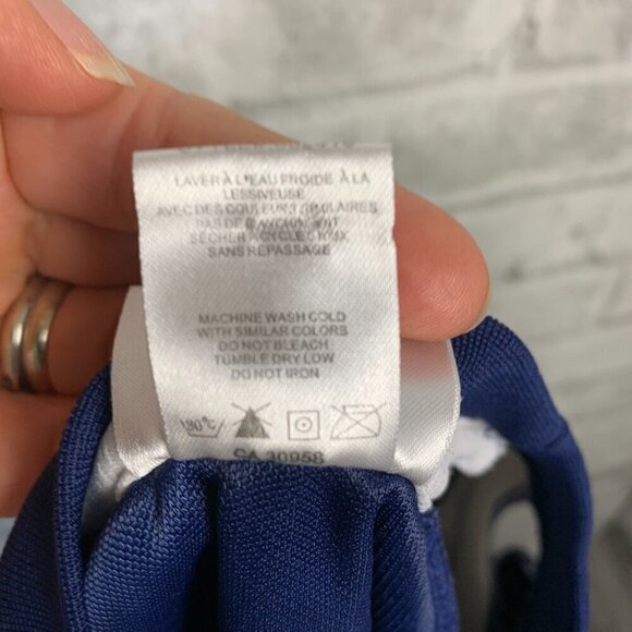 Toronto Maple Leafs Jersey Knit Pull Over Shirt - Picture 8 of 8